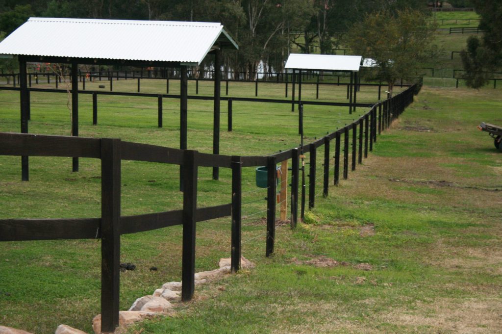 free standing horse shelter